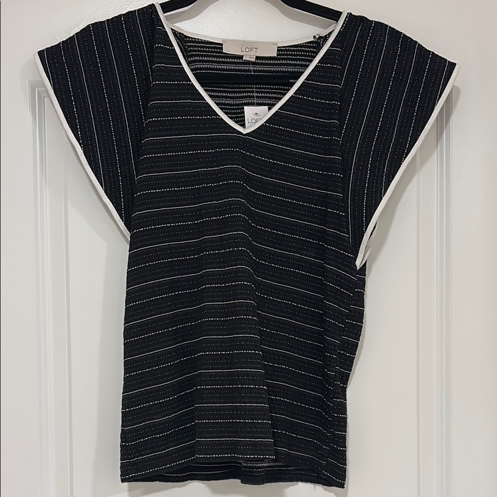 LOFT Flutter Sleeve Blouse